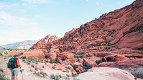 Red Rock Canyon Hike with Transport from Las Vegas