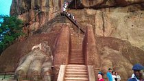 All inclusive Private day trip Sigiriya and Dambulla caves with more