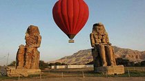 Luxor : Flying on Hot Air Balloon for Sunrise