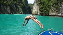 Phi Phi Island by Premium Speedboat with Lunch from Phuket