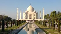 Private Taj Mahal Day Tour By Car from Delhi