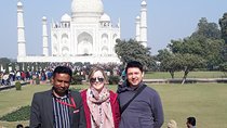 Private Taj Mahal Day Tour from Delhi by Car - All Inclusive