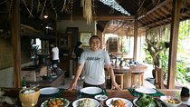 PRIVATE Balinese Cooking Class in Ubud with Dewa with Transfers