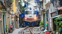 Hanoi city tour and drinking beside railway- group tour