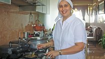 Grant Road Market Tour & Parsi Home Cooking Class in Mumbai