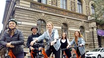 Budapest Historic Downtown Bicycle Tour in small groups
