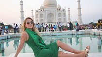 Taj Mahal Tour with Lunch