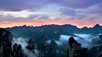 2 Day Private Tour of Zhangjiajie Highlights with Skip The Line