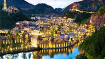 Beijing VIP Overnight Tour at Guibei Water Town with Hot Spring and Simatai Great Wall