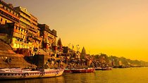 Essence of India with Varanasi with domestic flight