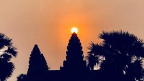 Exclusive 1-Day Angkor Wat Sunrise Experience with a Small Group