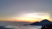 Sunrise Trekking with Ubud Tour