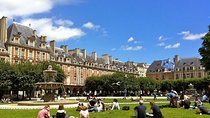 Explore Le Marais like a local - Private walking tour