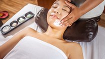 Aromatherapy Facial Massage