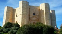 Castel del Monte Private Guide: Crown of Italy, unique for its octagonal shape