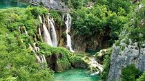 The natural park of Plitvice Lakes transportation, and return to Zadar
