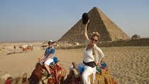 Pyramids, Sphinx & Tourist Bazaar Tour from Cairo Airport