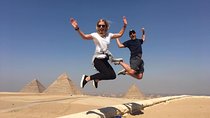 4-hours private Giza pyramids, sphinx and valley temple tour