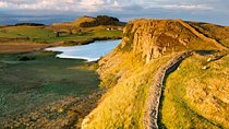Hadrian's Wall & The Borders Tour from Edinburgh Incl. Admission