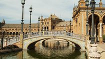 Private 4-hour Walking Tour of Sevilla with official tour guide