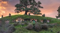 Hobbiton Movie Set Tour from Auckland