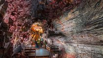 The Lava Tunnel Tour with Transfer from Reykjavik