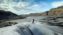 Glacier Hike and South Iceland Sightseeing from Reykjavik
