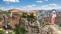 Full day Trip from Athens to Meteora 