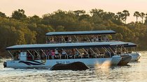 Sundowner Cruise on Zambezi River (Zimbabwe)