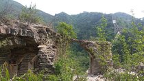 Private Hiking Trip from Jiankou to Mutianyu with English Speaking Driver