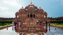 Full-day private tour of Delhi Temples
