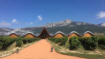 Semi-Private Rioja Tour of 3 Premium Wineries from Bilbao