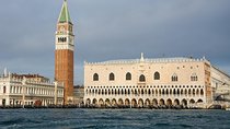 Venice Private Day Tour with Gondola ride - from Rome