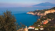 Private Transfer from Massa Lubrense to Naples Airport, train Stations or Hotels