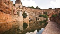 Private transfer: Jaipur to Udaipur enroute Trip to Chittorgarh Fort with lunch