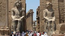 Luxor Private Full-Day Tour: Discover the East and West Banks of the Nile