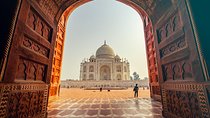 2 Days Overnight Taj Mahal & Agra Tour from Delhi