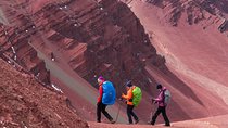 2-Day Trek to Rainbow Mountain from Cusco with Exclusive Mountain Camps