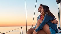 Private Tour: Romantic Sailing Tour from Barcelona