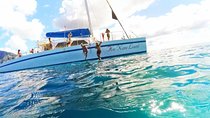 Discover Isla Mujeres tour with snorkel, buffet and open bar 