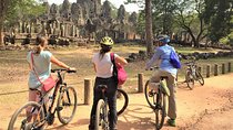 Angkor Wat Sunrise VIP Bike Private Tour 