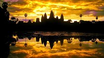 Angkor Wat Sunrise Private Tour by Tuk Tuk