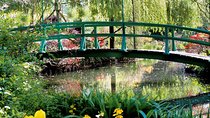 Giverny Private Half-Day Trip including Claude Monet' Gardens & House from Paris