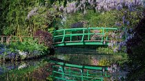 Giverny Private Trip with Monet's House, Gardens & Impressionism Museum