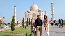 1 Day tour to Agra from Delhi by Car with 5 Star Lunch