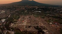 Pompeii & Vesuvius Premium Tour with Guide & Transfer