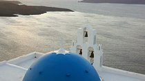 Private Oia Panoramic Scenes: Embrace the most picturesque village of Santorini!