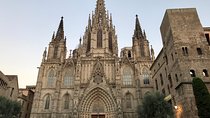 Gothic Quarter Private Tour with Sagrada Familia Skip the Line