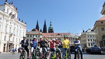 Live-Guided 180 min Glorious e-Scooter and eBike tour