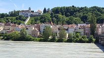 Private Transfer Prague to Passau or Passau to Prague with stop in Cesky Krumlov
